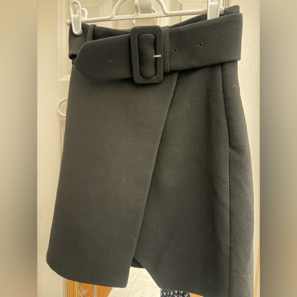 & other stories high-Waist Black Wrap Skirt with Belt -/:;)